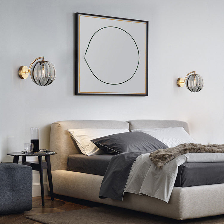 Avelena | Zeitgenössische skandinavische runde Kugel Eisen Glas 1-Licht Wandlampe für Wohnzimmer