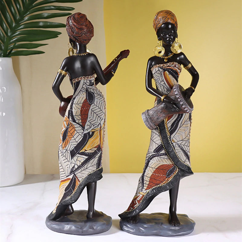 Avelena | Afrikanische weibliche Musiker-Skulptur