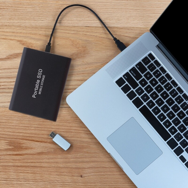 Avelena | UltraVault | Blitzschnelle & Zuverlässige Externe SSD