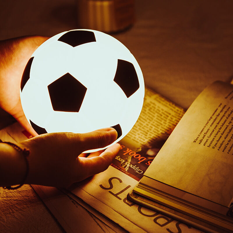Avelena | Kreative Fußball Silikon LED Nachtlicht USB Lade Tischlampe