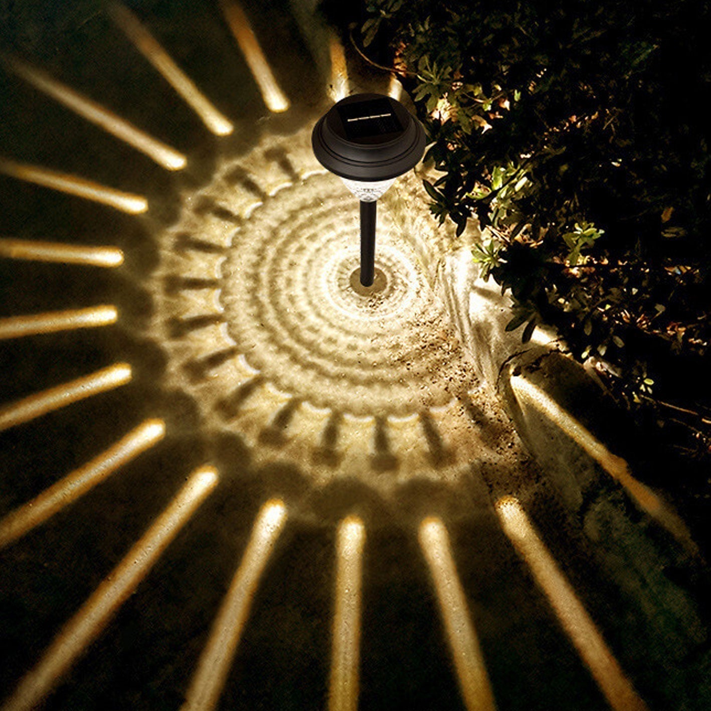 Avelena | Solar wasserdicht kreisförmig divergente Licht Schatten Design LED Außen Garten Dekorationslicht