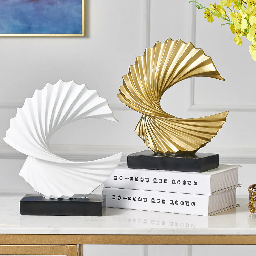 Avelena | Stilvolle Halbmond-Skulptur – Elegante Mond Deko für Zuhause & Büro