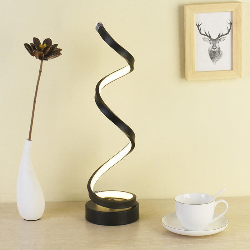 Avelena | Spiral Ribbon Metall Tischlampe Einfachheit Schwarz/Weiß/Gold LED Arbeitsbeleuchtung mit Kreisfuß in Warm/Weiß Licht