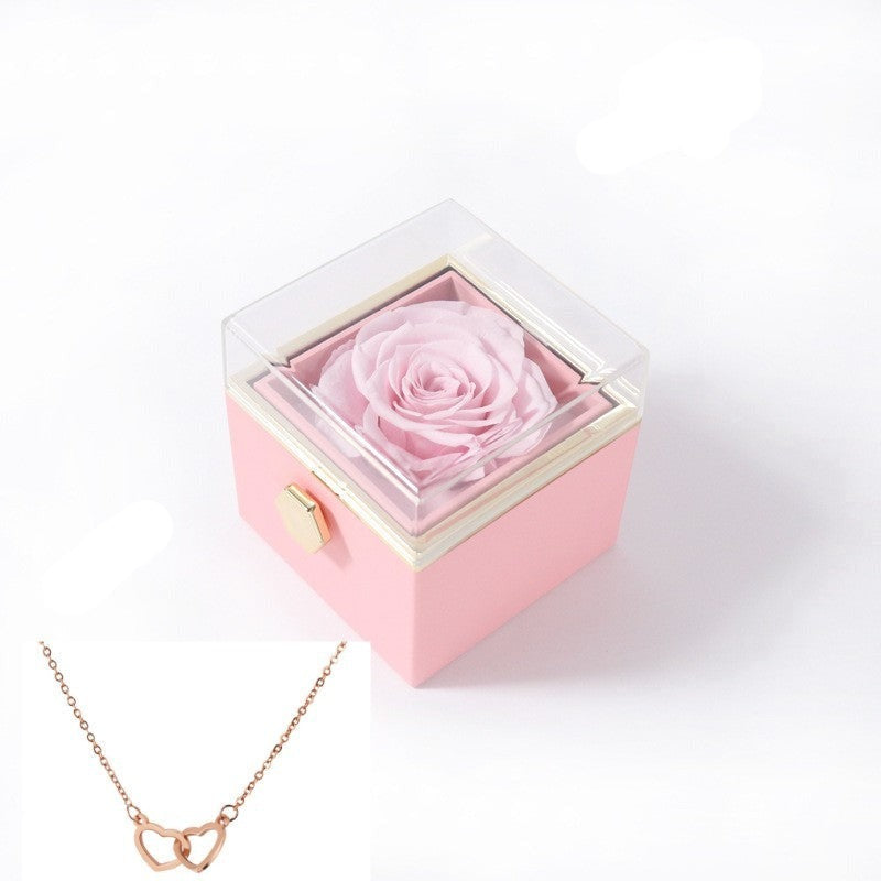 Avelena | 180° Roos Geschenkbox | Mit Gravierter Love Kette