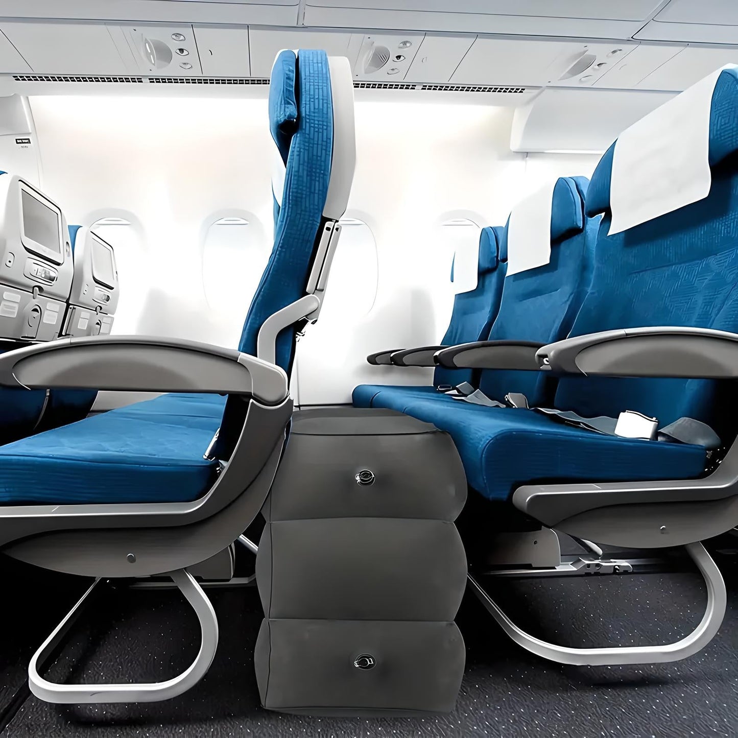 Avelena | Aufblasbare Reisefußstütze | Ergonomisch, höhenverstellbar & kompakt für Flugzeuge, Züge, Busse & Büroeinsatz