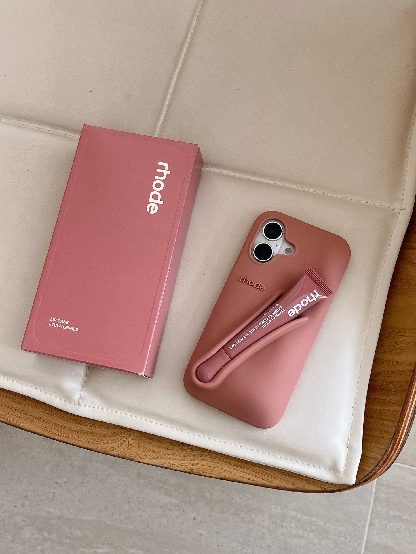 Avelena | 3D Silikon Lippenstift Handyhülle für iPhone