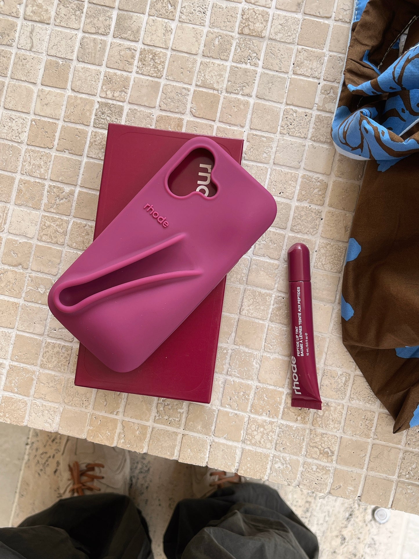 Avelena | 3D Silikon Lippenstift Handyhülle für iPhone