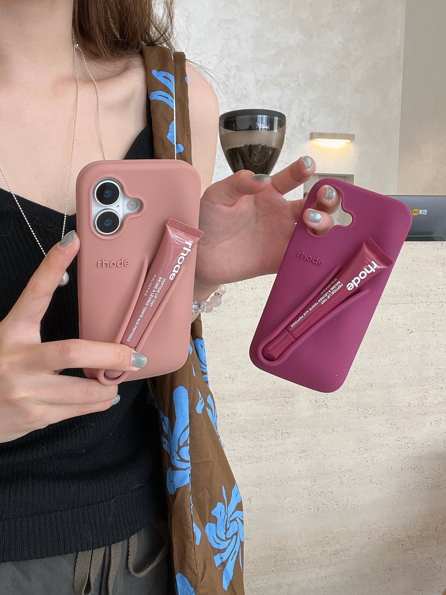 Avelena | 3D Silikon Lippenstift Handyhülle für iPhone