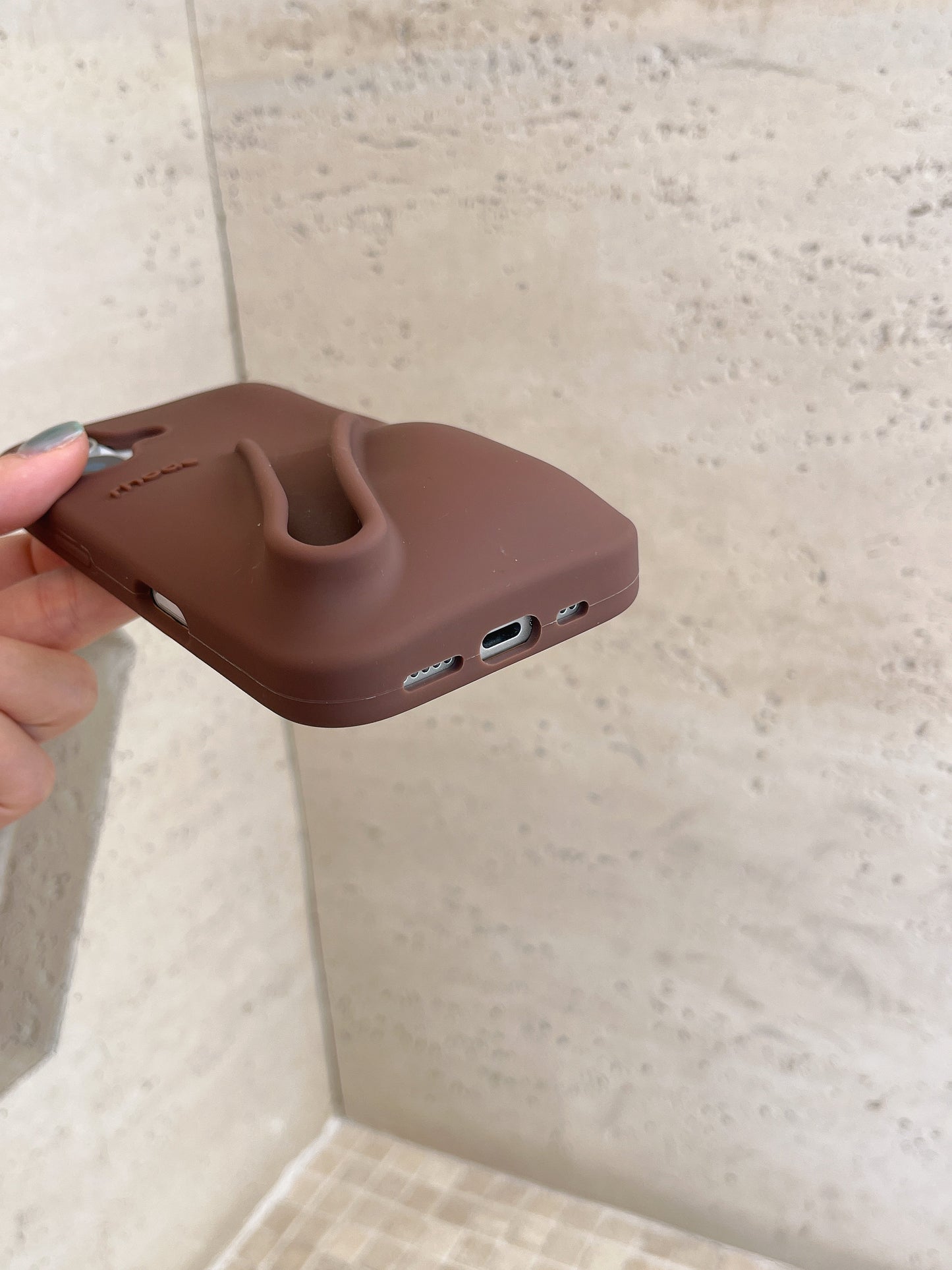 Avelena | 3D Silikon Lippenstift Handyhülle für iPhone