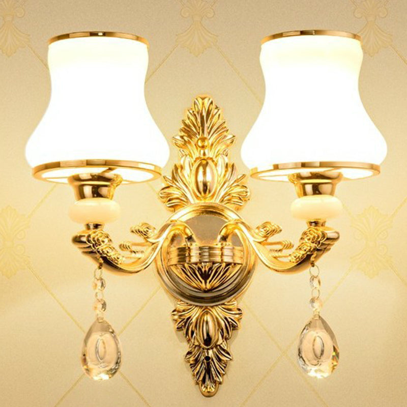 Avelena | Victorian Kerzenwand-Sconces Beleuchtung Metall Wandmontage Licht mit Schirm und Kristall Dekor
