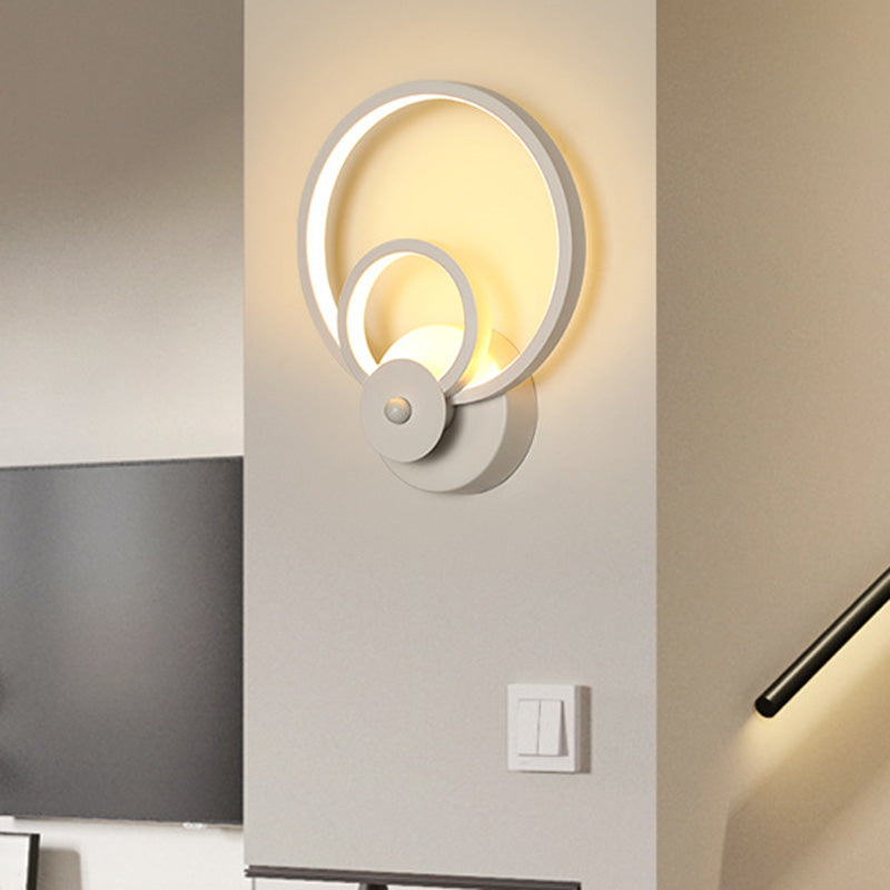 Avelena | Weiße geometrisch geformte Wandlampe Einfachheit LED Metall Wandlampe Wandleuchte für Treppenhaus