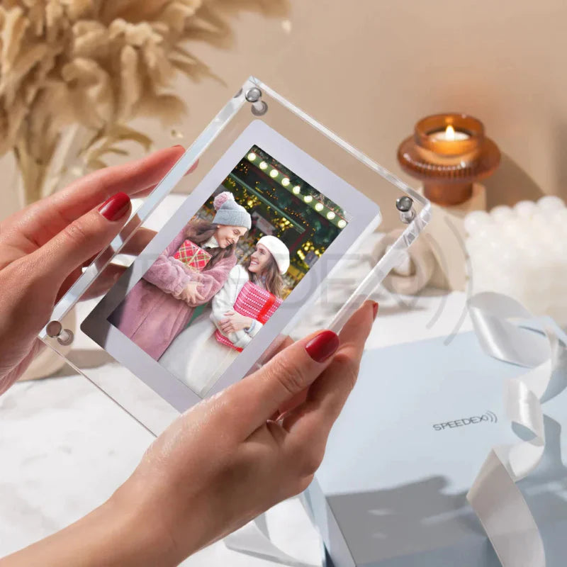 Avelena | Digital Motion Video Frame – Perfekt zum Präsentieren von Videos und Fotos mit Bewegung