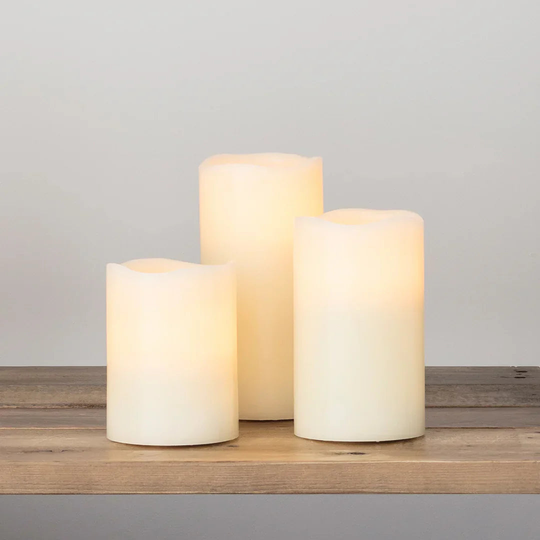 Avelena | Set mit 3 hohen flammenlosen Wachs-LED-Kerzen
