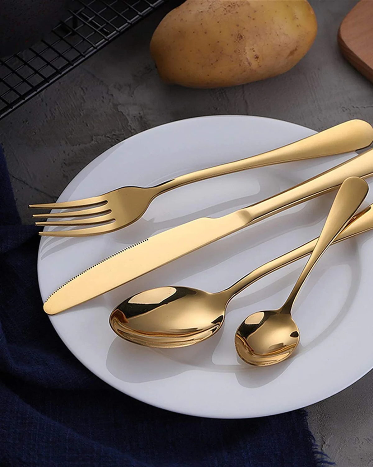 Avelena – Golden Besteckset mit raffiniertem Finish für stilvolles Speisen