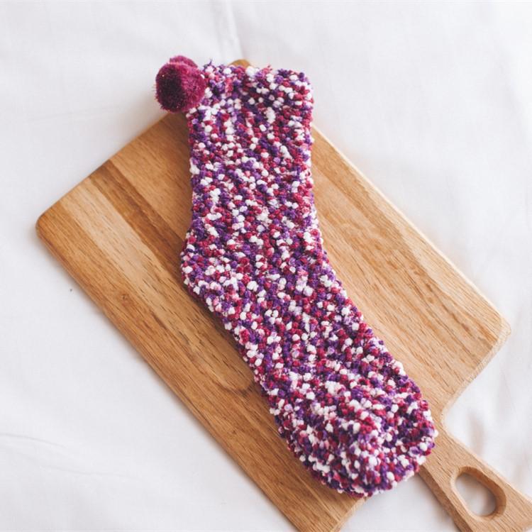 Avelena | Süße Winter Fuzzy Slipper Socken