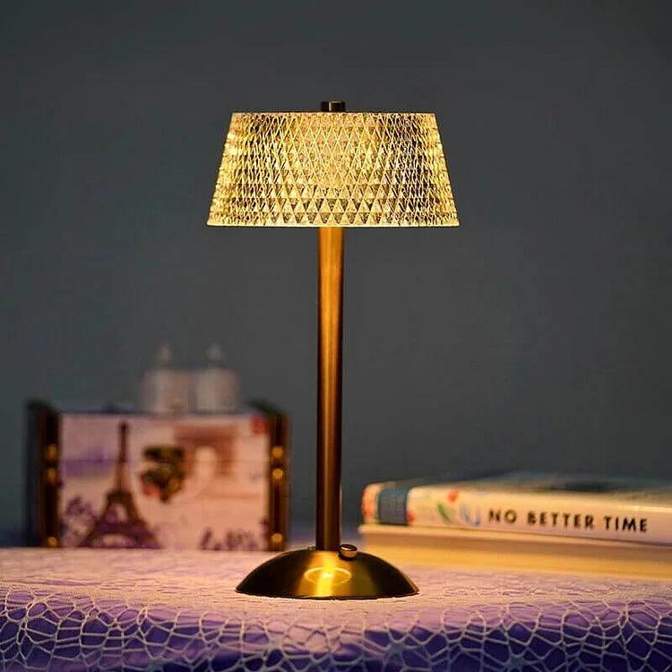 Avelena | ShineGem - Anspruchsvolle Kristalllampe