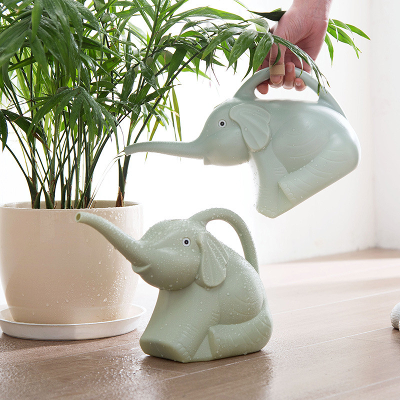 Avelena | Süße Elefanten-Gießkanne für den Garten in verschiedenen Farben