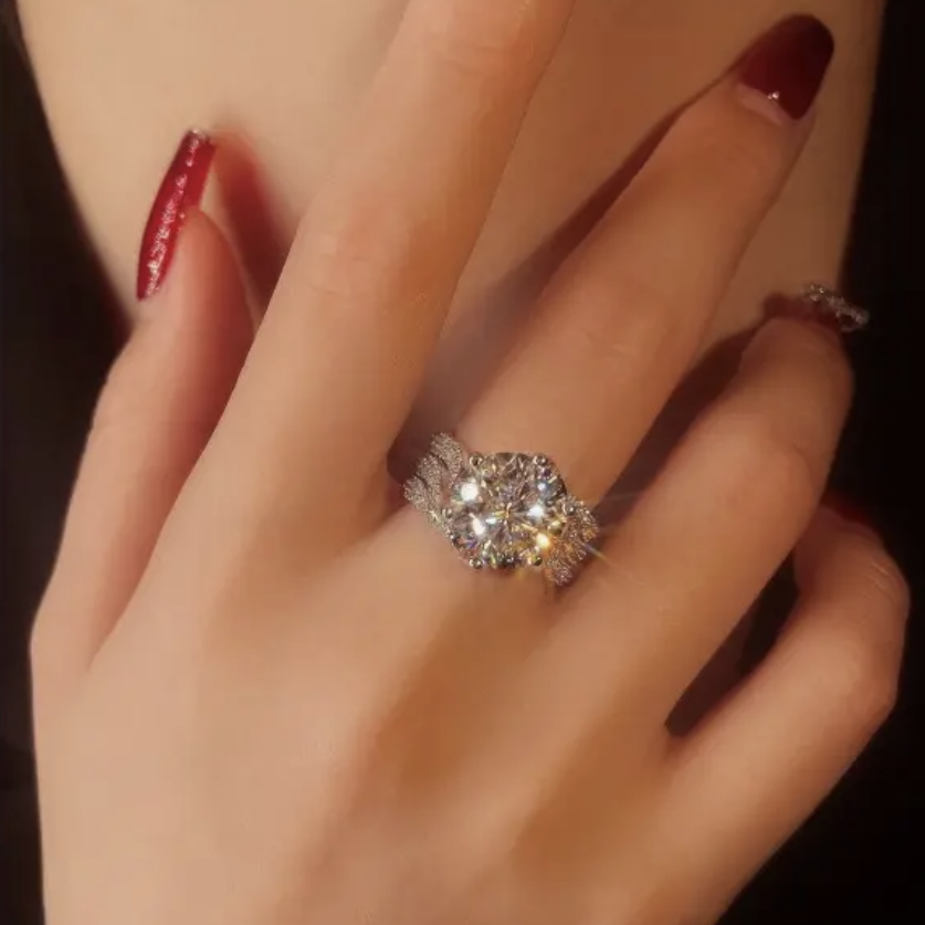 Avelena | 3-Karat Super Flash Moissanit Ring