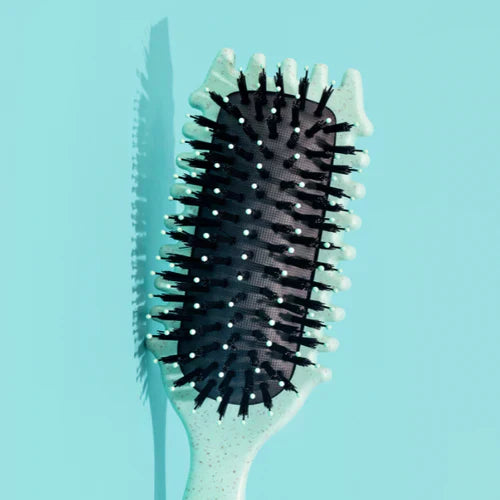 Avelena | WaveCharm | Lockenbürste – Geschmeidiges Styling für natürliche Locken
