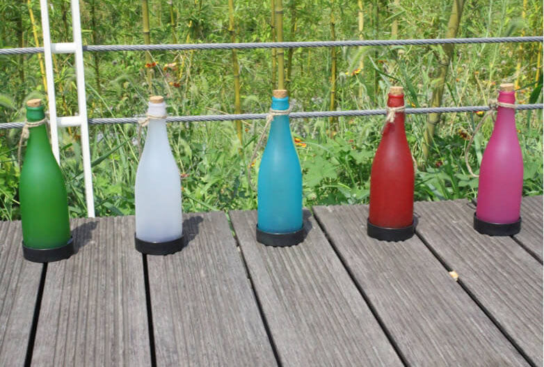 Avelena | 5 Stück Solar Weinflasche Licht Außen Deko Plastik LED Hängeleuchte