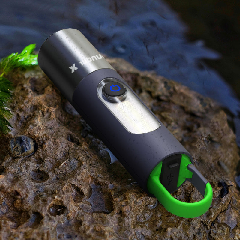 Avelena | Zoomfähige LED Taschenlampe
