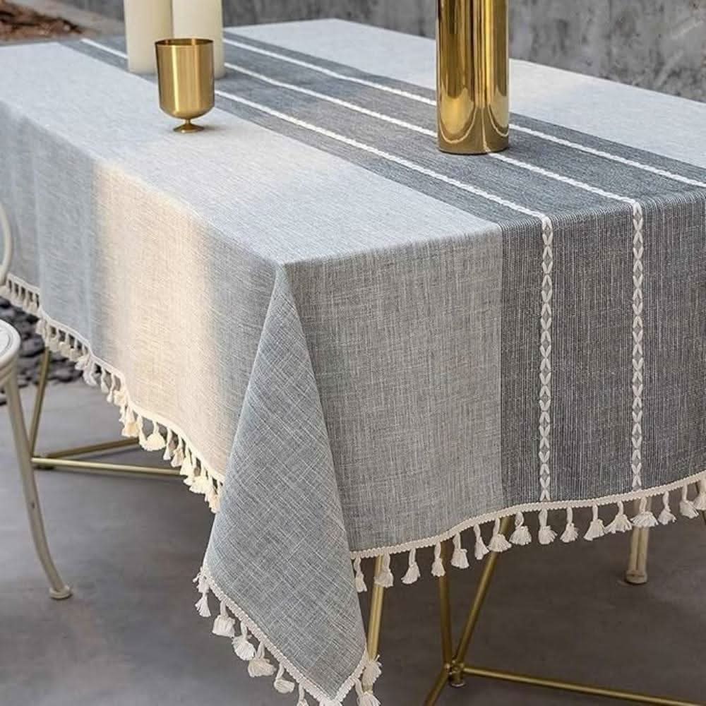 Avelena | TableCover – Stilvoller, rustikaler Schutz für Ihren Esstisch