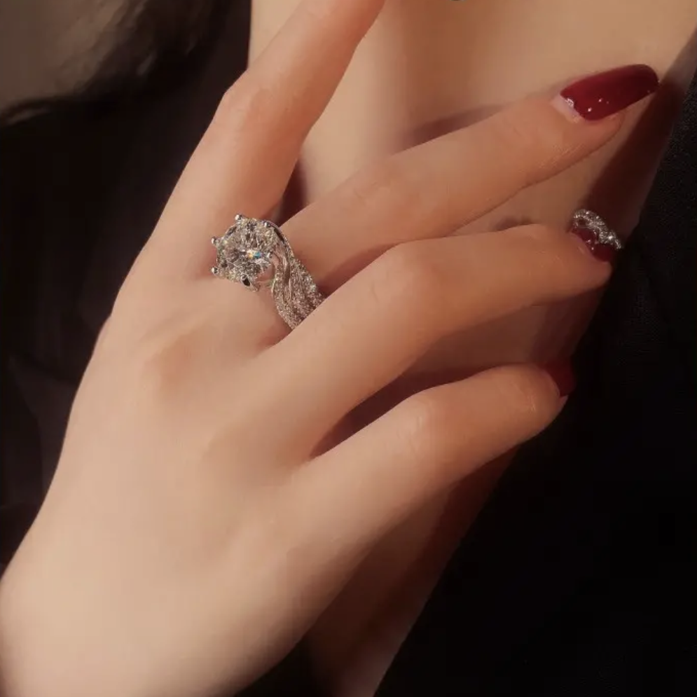 Avelena | 3-Karat Super Flash Moissanit Ring
