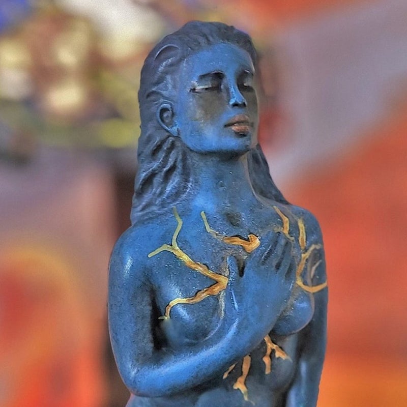 Avelena | "Göttin der Heilung" Harzstatue