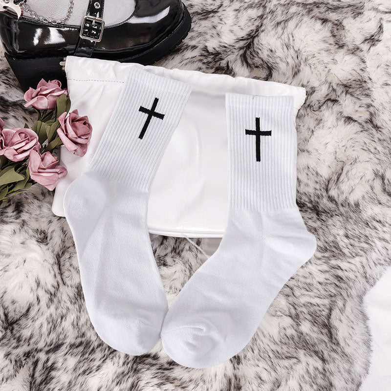 Avelena | Schwarze und weiße Kreuzsocken