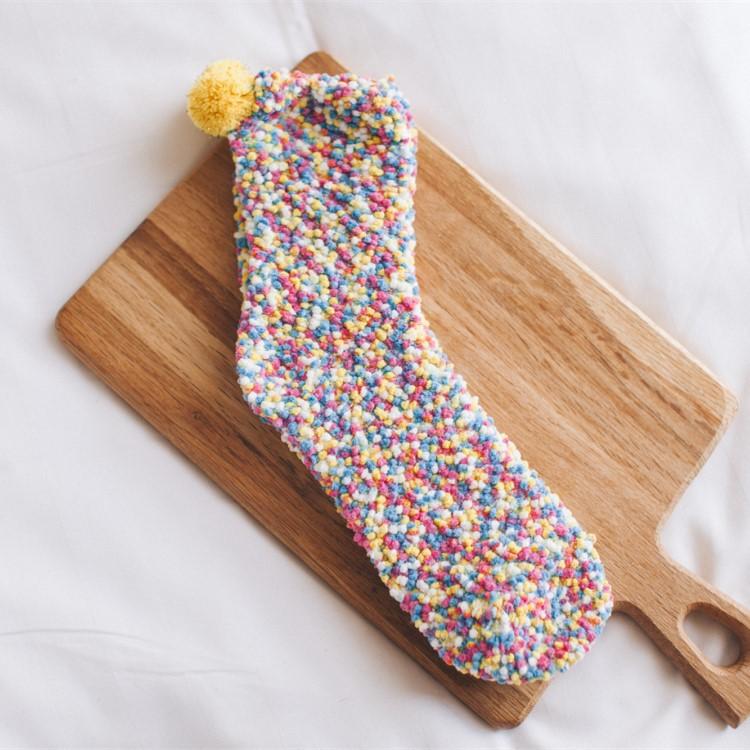 Avelena | Süße Winter Fuzzy Slipper Socken