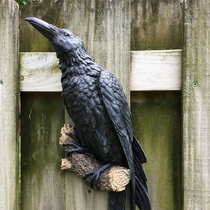 Avelena | Raven's Perch Wand Skulptur