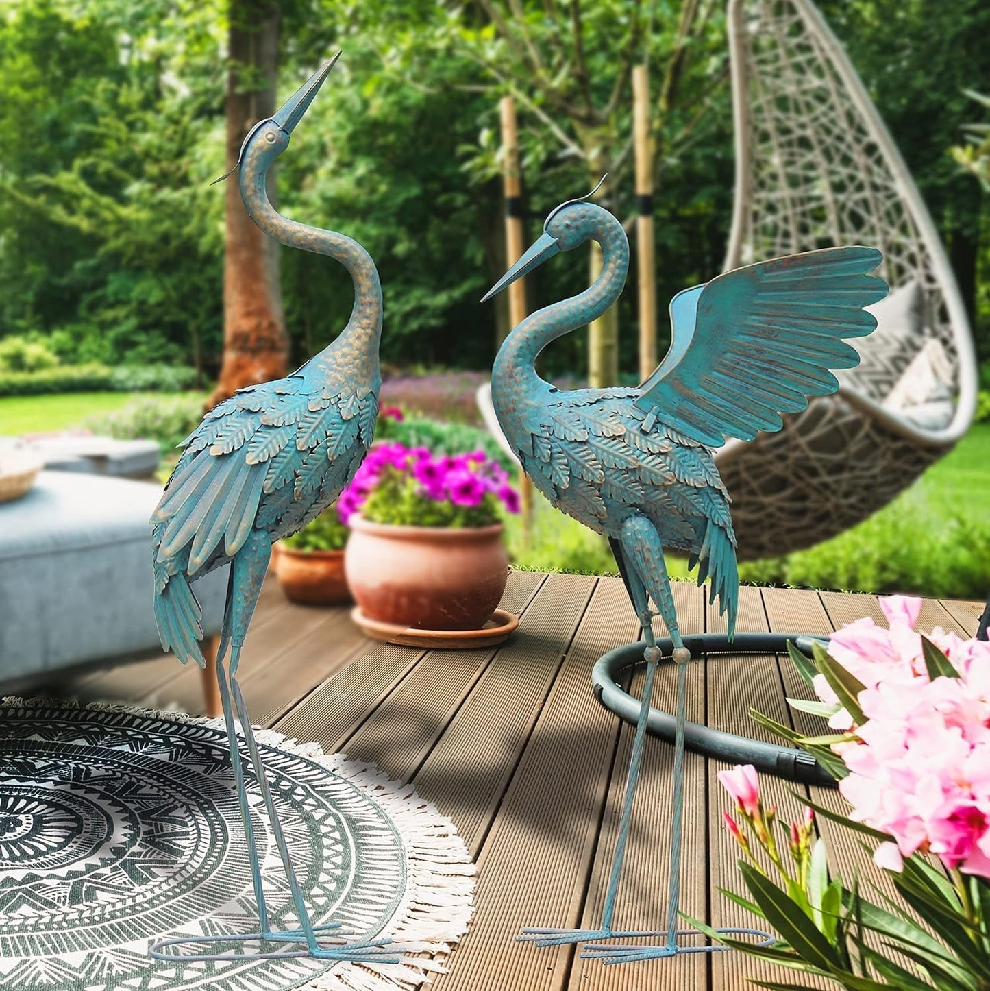 Avelena | 33-37 Zoll Metallkran Gartenstatue Dekor, Vogelgarten Skulptur & Statuen, Außendekoration für Garten Terrasse Rasen Hinterhof Pool, Vintage Ausbreitende Flügel Kran, Set von 2