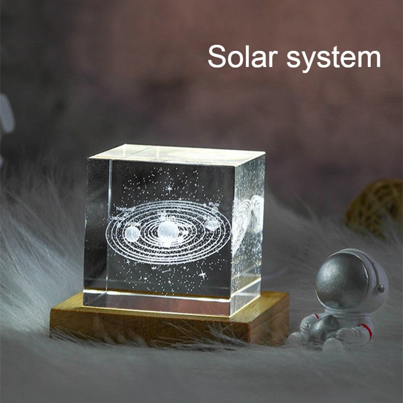 Avelena | 3D Galaxy Kristall Glas Würfel mit aufladbarem buntem Lichtbasis, für Geschenk & Wohnkultur