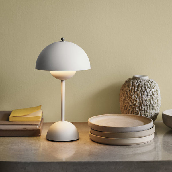 Avelena | Verstellbare Helligkeit Blumenpottlampe - Italienische wiederaufladbare Tischlampe VP3