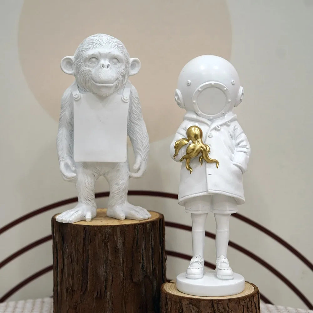 Avelena | Artify Banksy Skulpturensammlung | Blume Werfer & Ballon Mädchen | Pop Art Figuren | Moderne Büro- & Heimdekoration