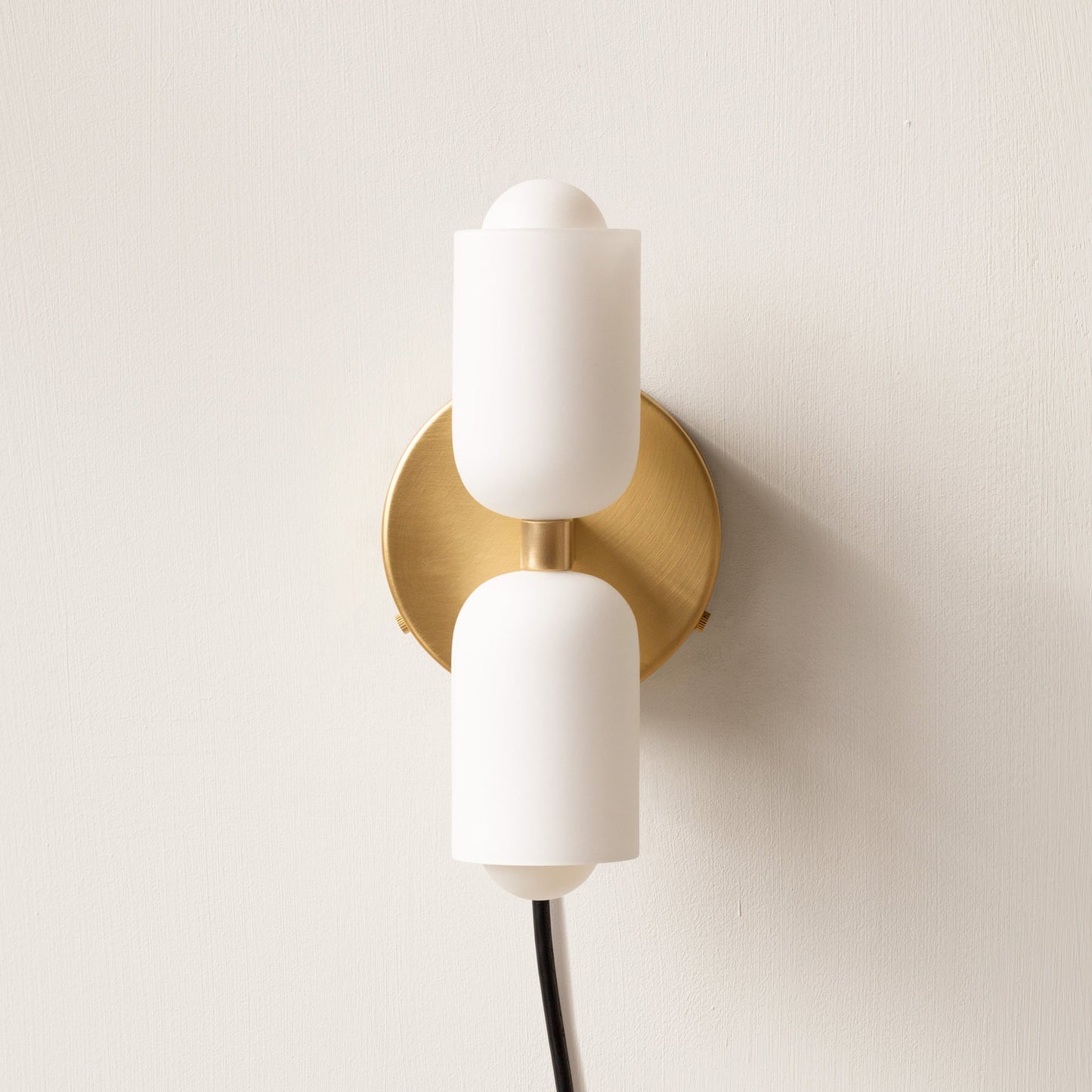 Avelena | AmbiDual – Moderne Acryl Wandlampe mit doppelter richtungsweisender Beleuchtung
