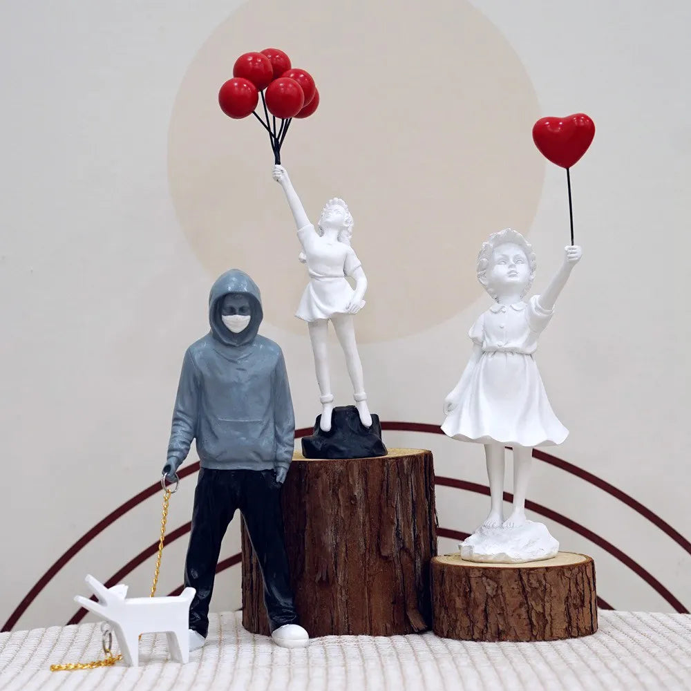 Avelena | Artify Banksy Skulpturensammlung | Blume Werfer & Ballon Mädchen | Pop Art Figuren | Moderne Büro- & Heimdekoration