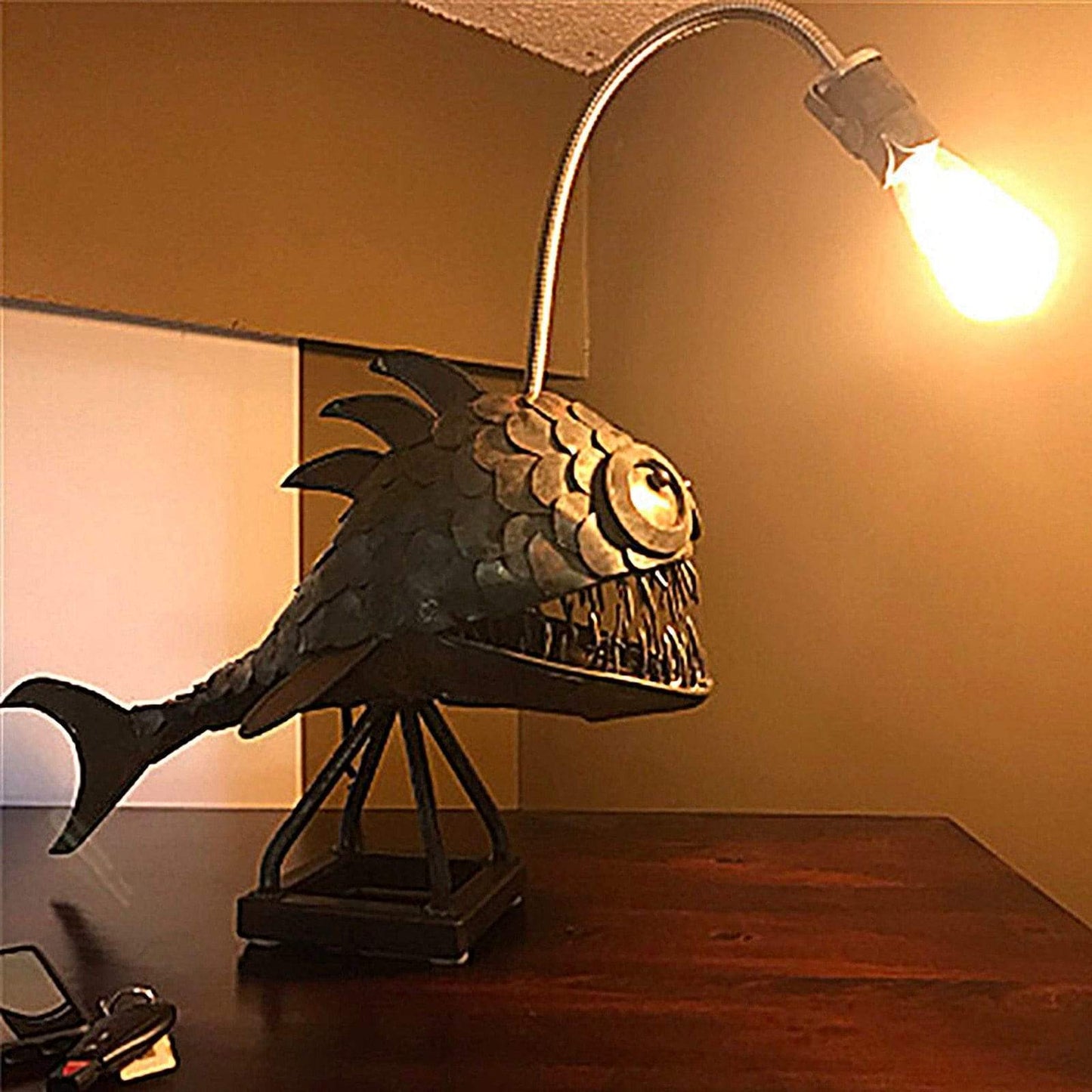 Avelena | Anglerfisch Lampe