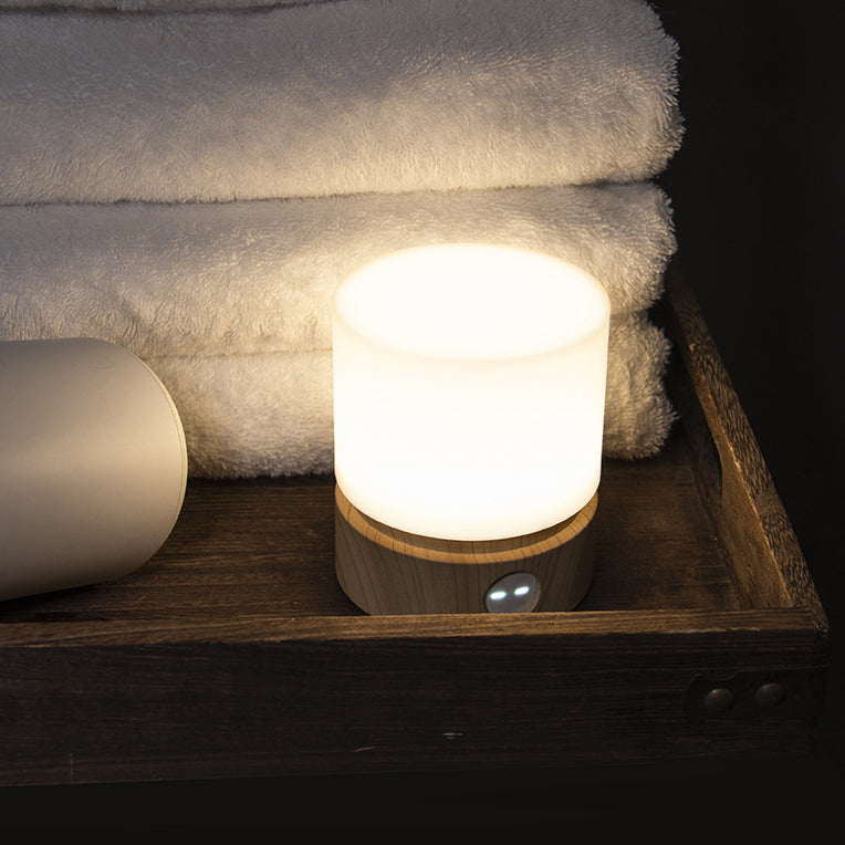 Avelena | Zeitgenössische nordische Timer wiederaufladbare ABS HIPS Silikonzylinder LED Tischlampe Nachtlicht für Nachttisch