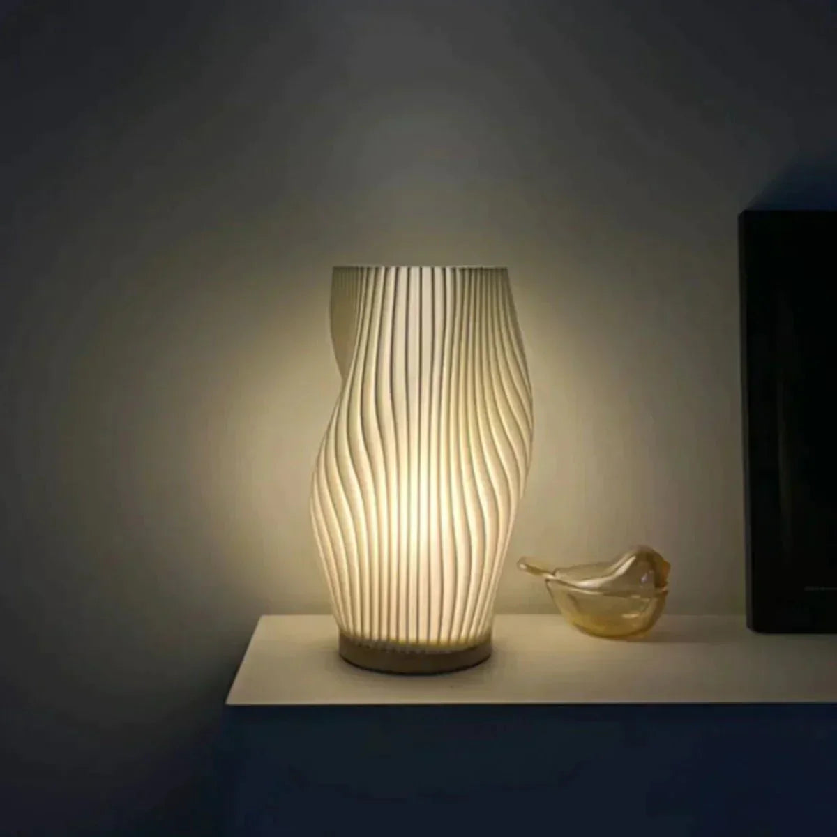 Avelena | Serene Wavecrest Lamp