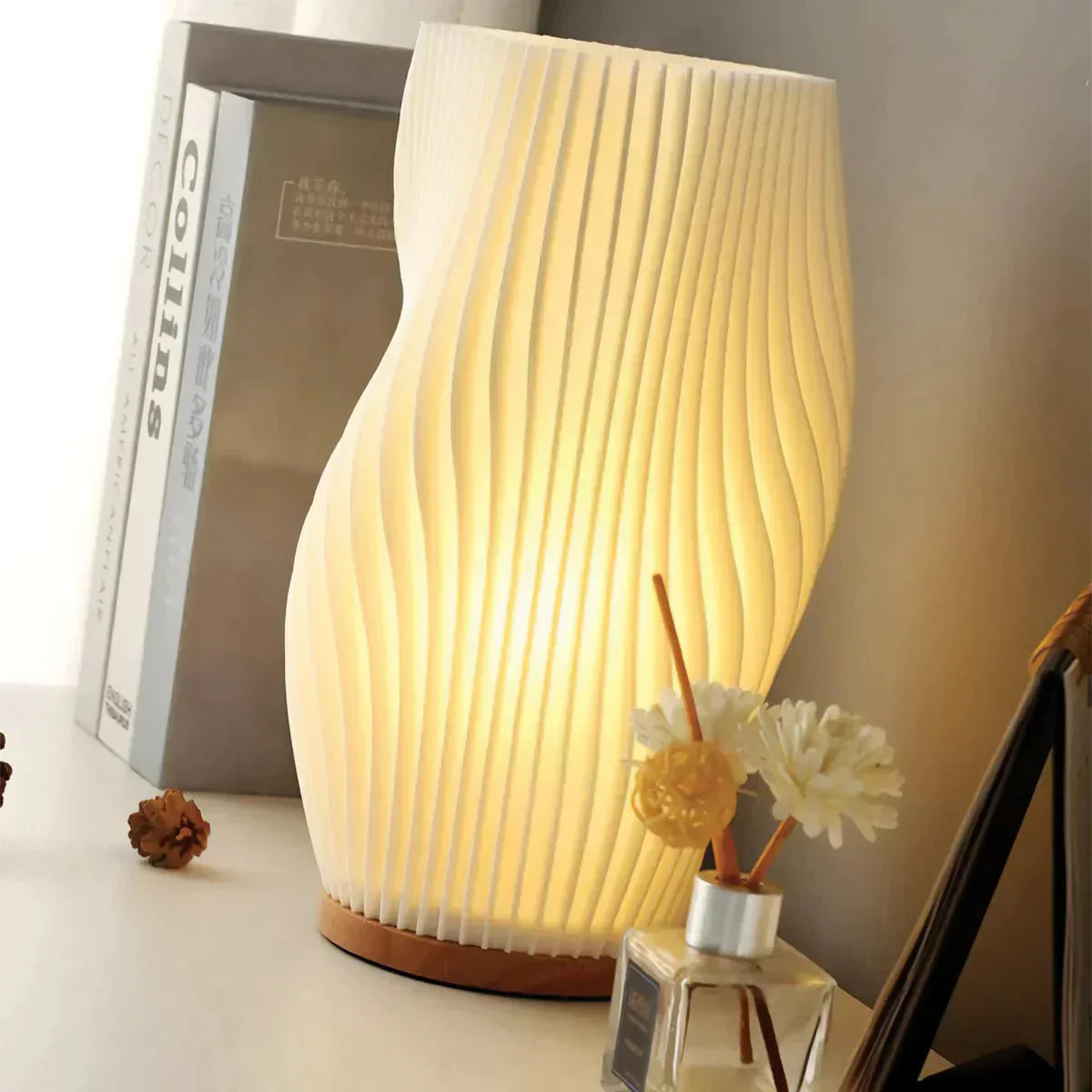 Avelena | Serene Wavecrest Lamp