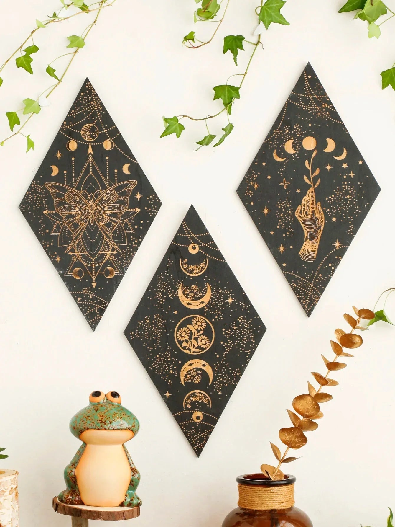 Avelena | Schwarze Mondphasen Holz Wanddekoration Rhombus Wandkunst Boho Wohnkultur Hexe Wandbehang Dekoration Raumdekor Ästhetisches Geschenk