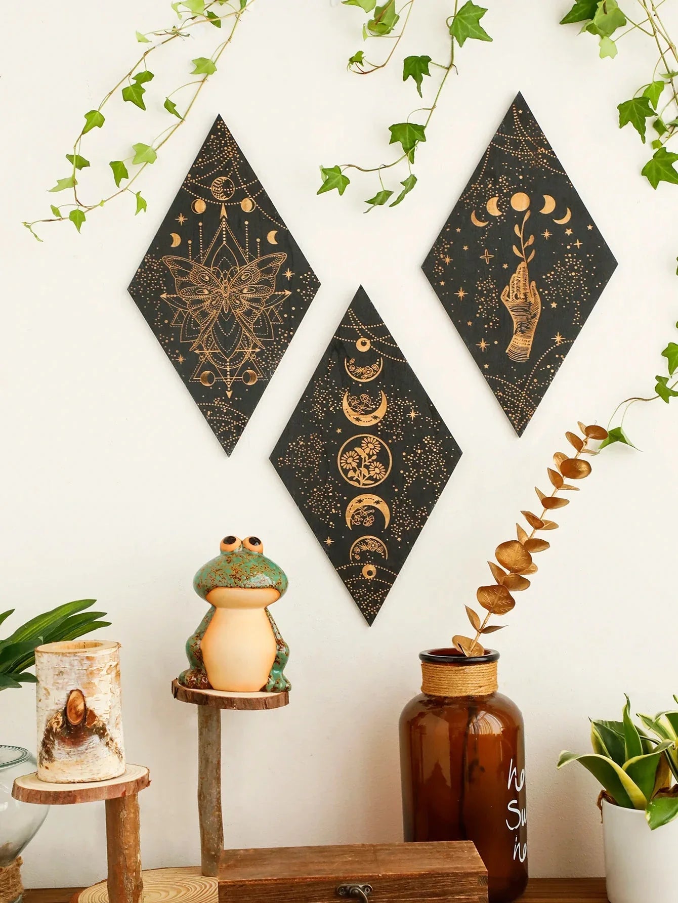 Avelena | Schwarze Mondphasen Holz Wanddekoration Rhombus Wandkunst Boho Wohnkultur Hexe Wandbehang Dekoration Raumdekor Ästhetisches Geschenk