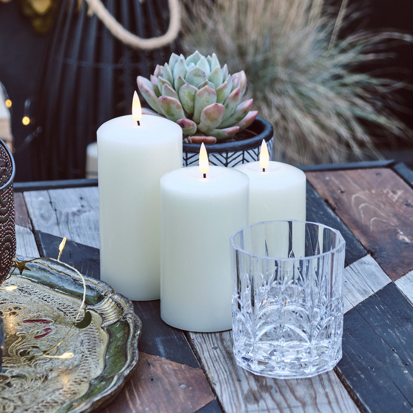 Avelena | TruGlow LED Outdoor Kerzen Trio mit Fernbedienung
