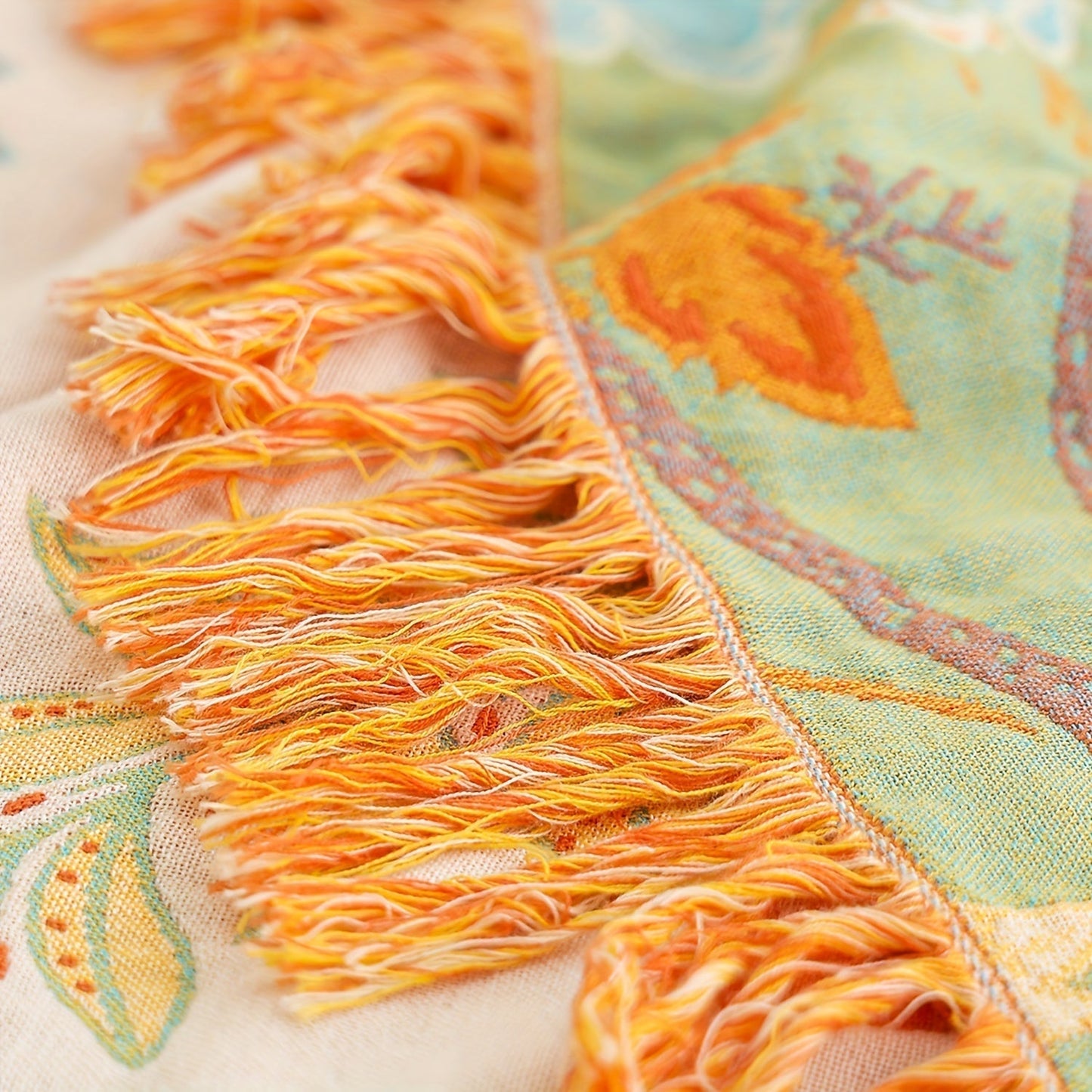 Avelena | ThreadHaven - Boho Quasten Tagesdecke