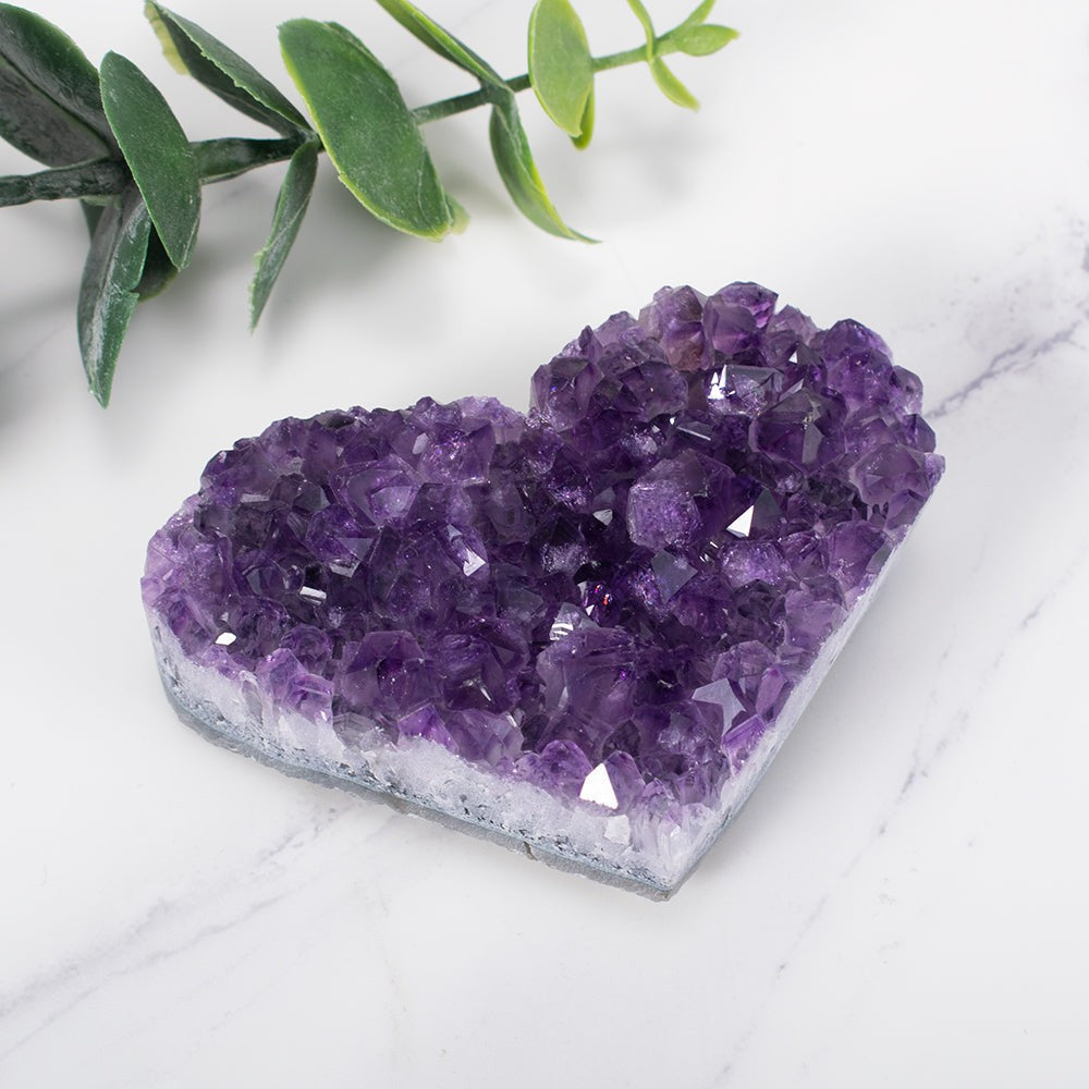 Avelena | Amethyst Cluster Herz