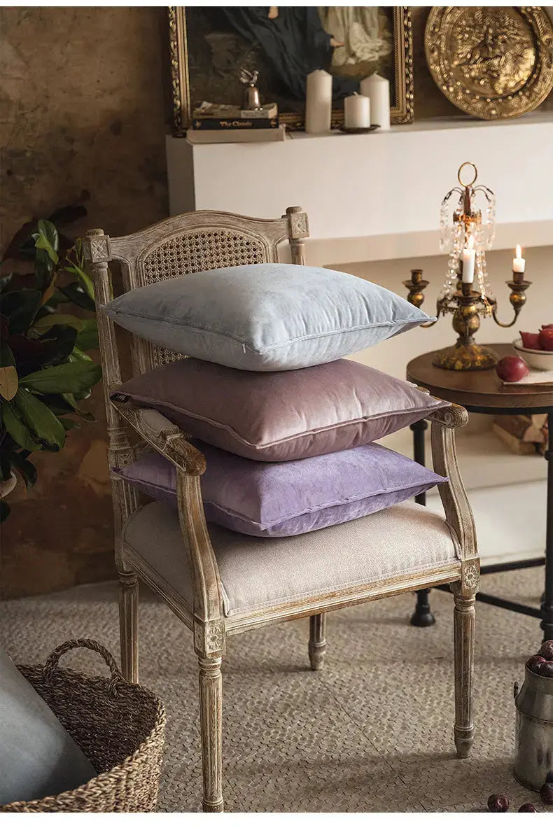 Avelena | VelvetLuxe – Elegante Samt-Kissenbezug mit raffinierten Details