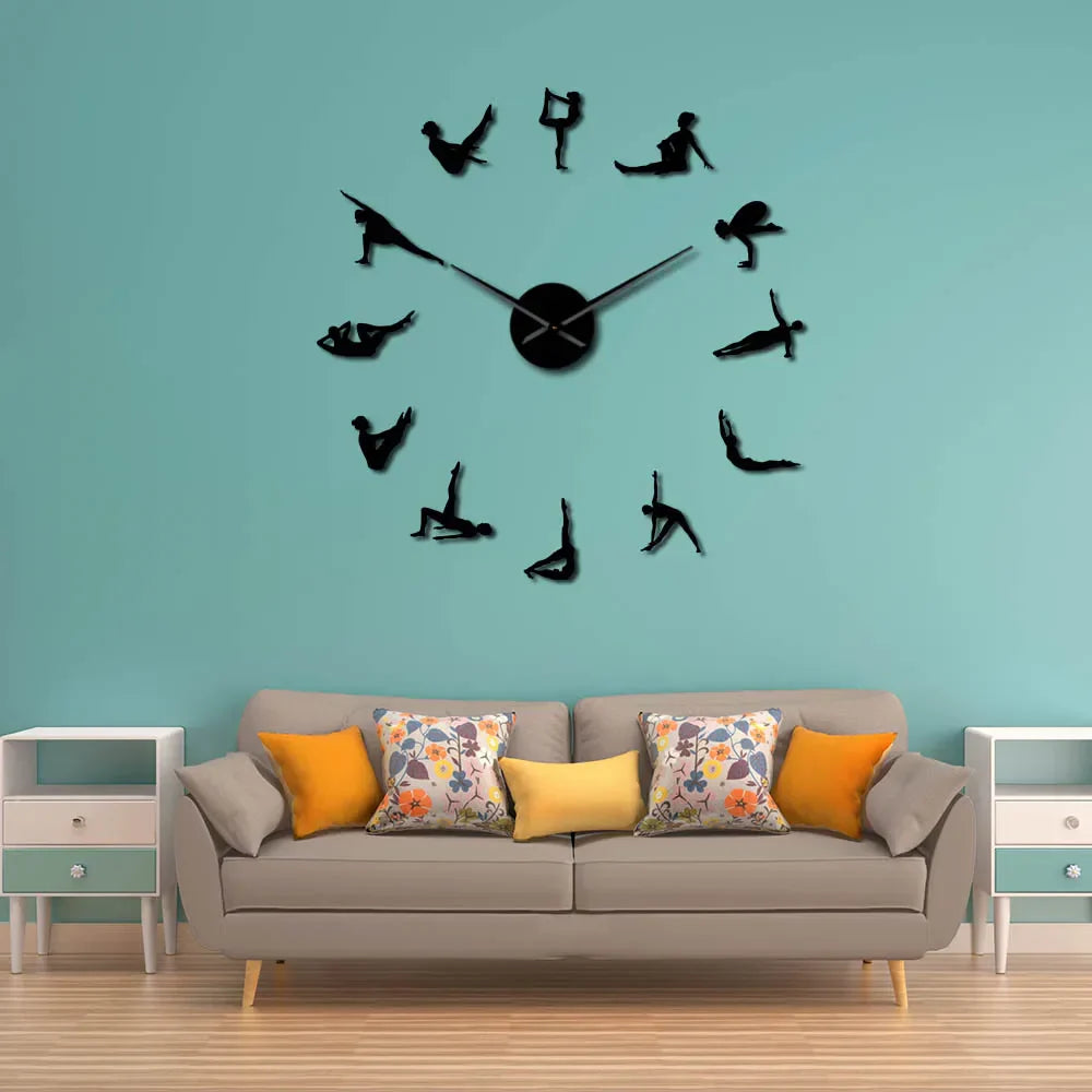 Avelena | Pilates Posen DIY Wanduhr