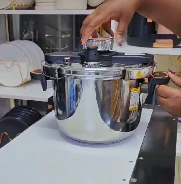 Avelena | 6-Liter-Druckkochtopf
