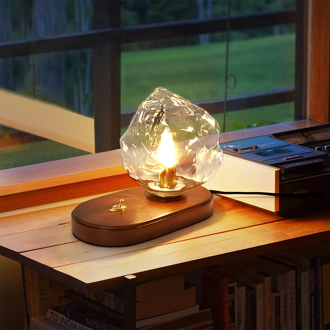 Avelena | RusticLume – Amber Glas und Holz Tischlampe